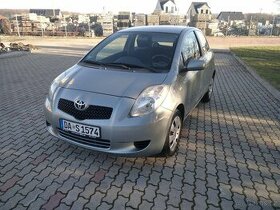 Toyota Yaris 1.3 VVT-i Sol