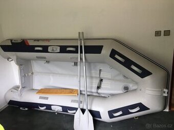 Člun Honwave 3,2m