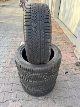 Zimní pneu 235/45r18