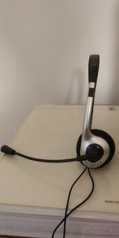 Sluchátka s mikrofonem - 1