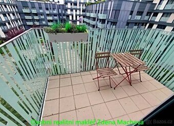Pronájem 1kk s balkonem, gar.stání, sklep, ul. Olšanská