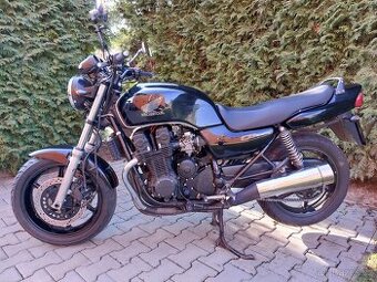 Honda CB 750 F2