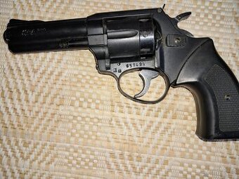 Revolver Flobert Kora 4"