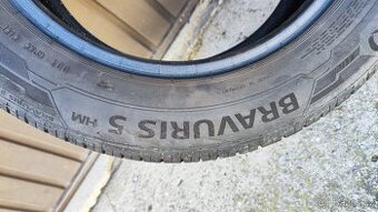 Prodám zánovní Barum Bravuris 5HM 205/60 R16 92H