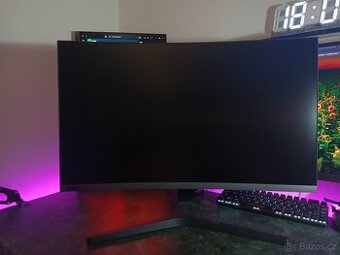 Prodám monitor Samsung C27RG50