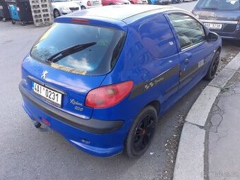 prodám Peugeot 206 van r.v. 2004 1.1i 44kw, kosmetika, volat