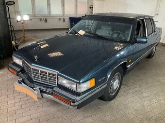 Cadillac De Ville Fleetwood 4,9 L 150kW V8