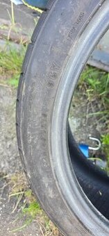 Pneu Letní  235/40/19