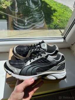 Puma, černé, velikost 42,5