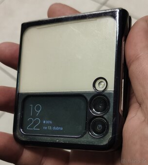 Prodám Samsung Z Flip 3 5G Dual Sim 8GB/128GB