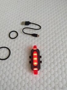 ZADNÍ LED BLIKAČKA na kolo