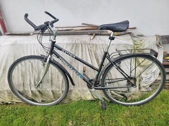Damske trekove kolo