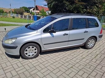 Prodám Peugeot 307 Kombi 2.0 l, tažné zařízení