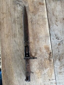 Vojenský bajonet Mauser s pochvou