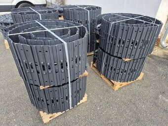 Ocelový řetěz 39 článků s deskami 400mm = 400x72,5x74W