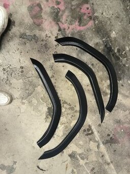 Lemy blatníků Škoda Favorit, Forman - 1