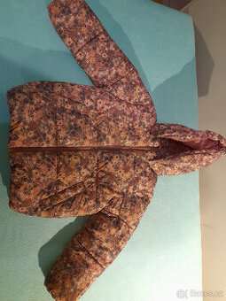 Zimní bunda dívčí téměř nenošená