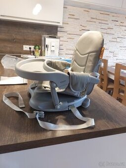 Predám detskú jedálenskú stoličku Yoleo – Baby Booster Chair