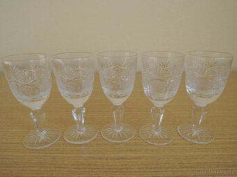 Broušené skleničky