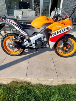 Honda cbr 125 repsol