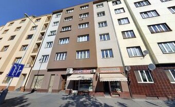 Prodám sklad/sklep na Ortenově náměstí v Praze - 1