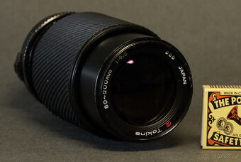 TOKINA 4,5/80-200. Zoom pro MINOLTU