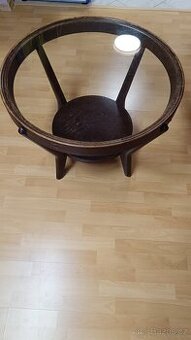 Starožitný kulatý stolek