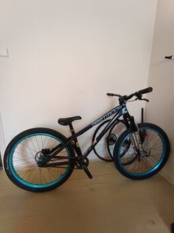 Dirtové kolo Dartmoor