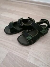 Chlapecké sandály vel. 34