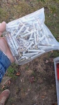 hmozdiny a natloukacky vetsi mnozstvi