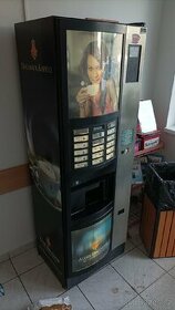 Nápojový automat na kávu čokoládu