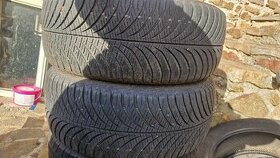 215/55 r17 Zimní pneu