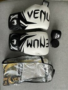 Boxerské rukavice Venum + 2x bandáze Venum - 1
