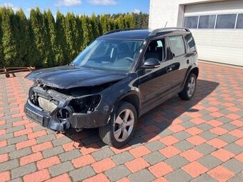 ŠKODA YETI - Náhradní díly z havarovaného vozu