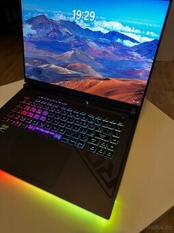 ASUS ROG STRIX G16