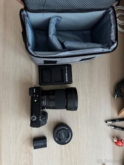 Sony a6100 sigma 30mm Sony 16-50mm