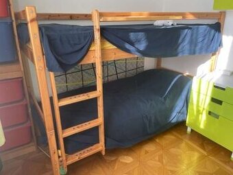 Dvoupatrová postel