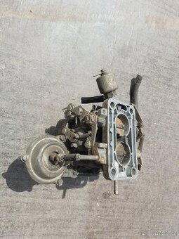Prodám karburátor na auto  Lada niva
