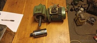 Asynchronií elektro motor s převodovkou