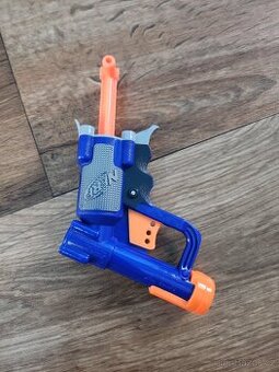 Nerf + 2x zásobník + náboje. - 1