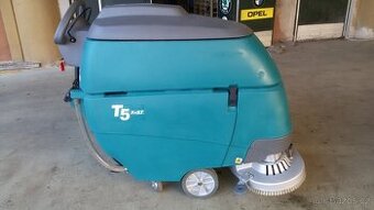 Podlahový mycí stroj Tennant T5 Disk 70 s vlastním pojezdem - 1