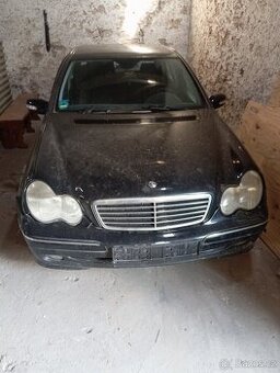 Mercedes Benz C200 W203 náhradní díly