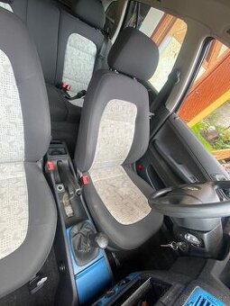 Sedačky Škoda Fabia 1