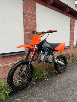 Stomp YX 160