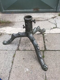 Starý stojan na stromek , XXL 50 cm.