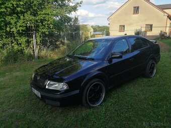 Černá Škoda Octavia 1 ABT (Sleeper do 200koni)