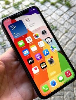 📱 iPhone 11 Black 64GB – TOP, nová baterie, krasavec 🖤