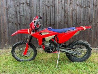 Beta 390