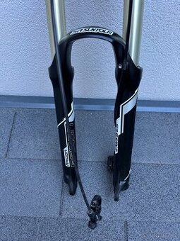 odpružená vidlice pro MTB 26" SR Suntour Raidon