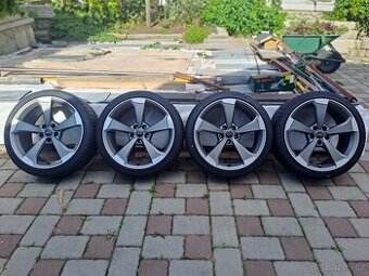 Audi rotor r19